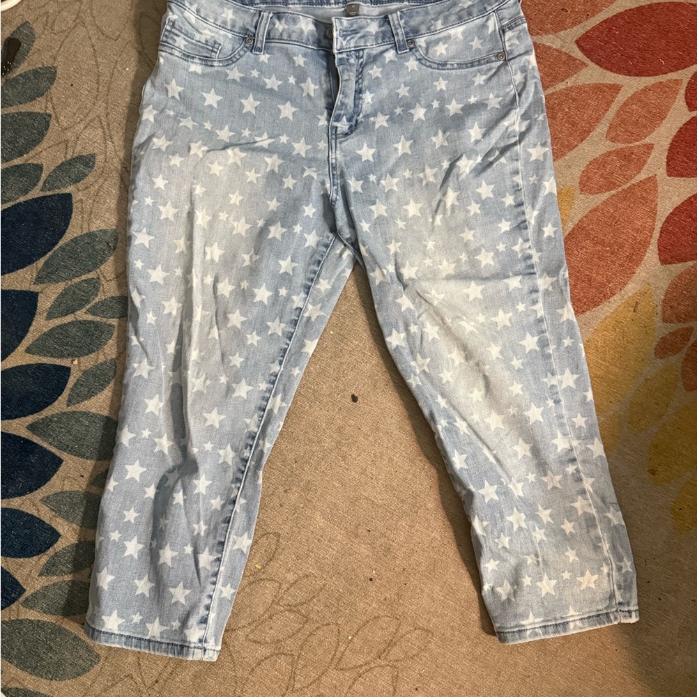 Star Patterned Light Blue crop pant/ Jeans / capri